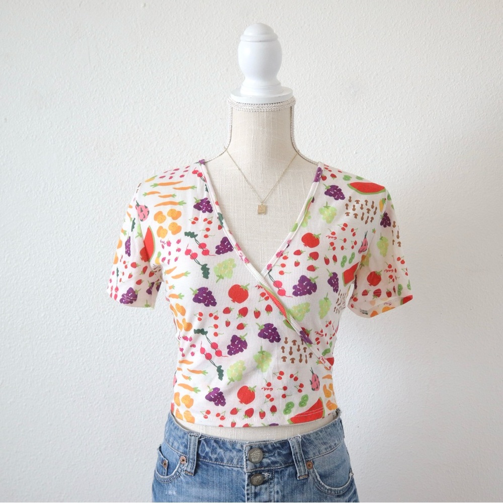 Lisa says Gah farmers market wrap top